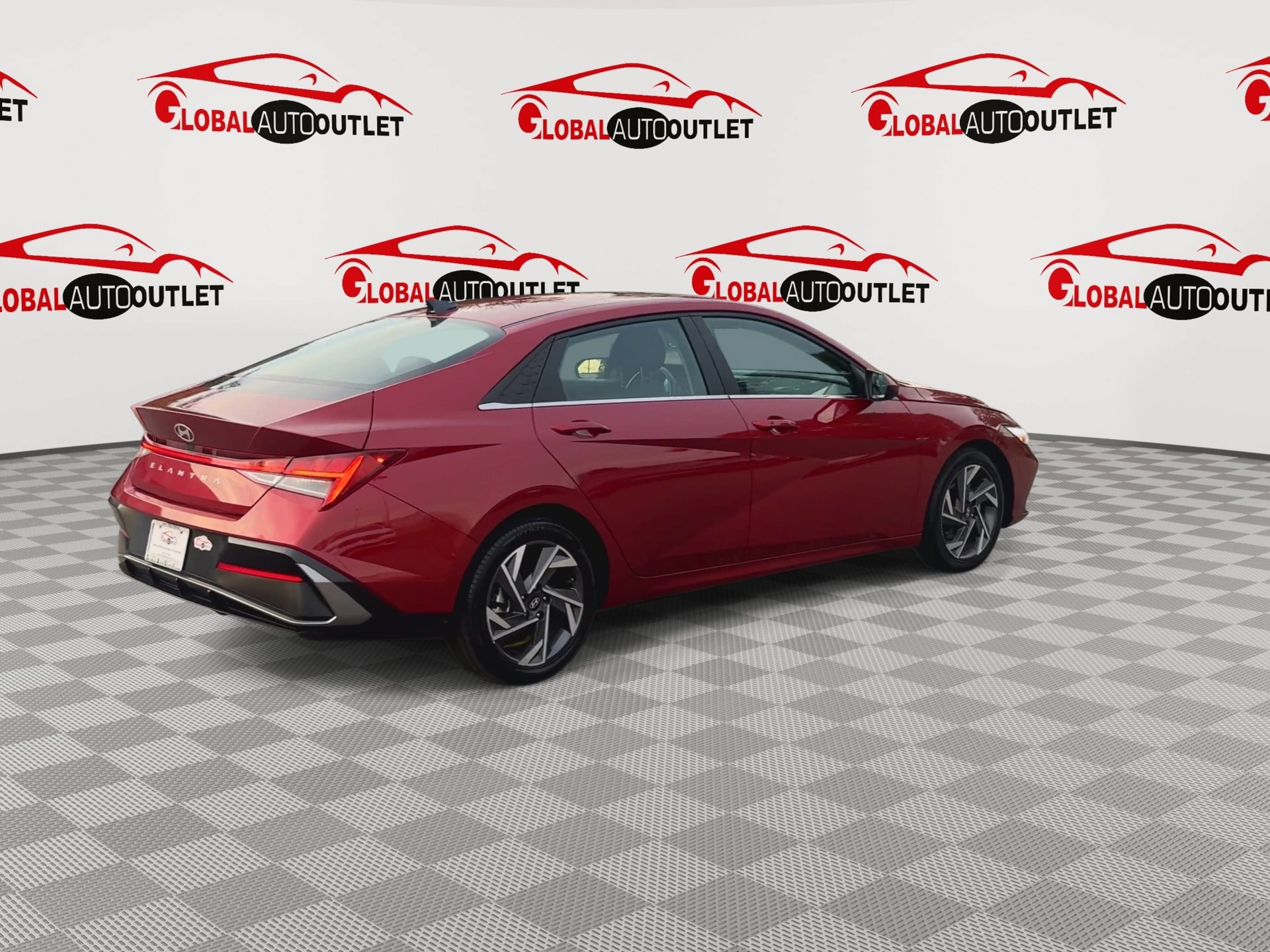 Used 2025 Hyundai Elantra SEL FWD image 8