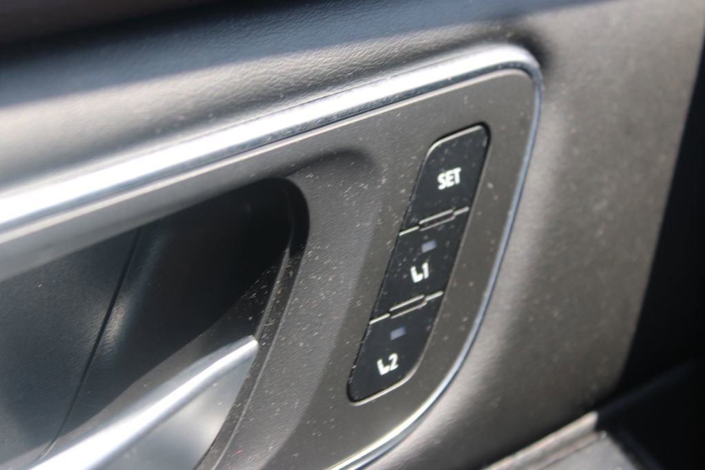 Used 2021 Nissan Rogue SL w/ Premium Package image 26