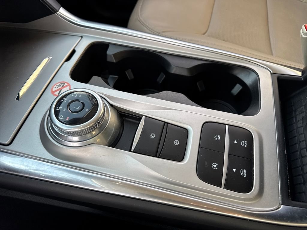 Used 2023 Ford Explorer Limited w/ Equipment Group 301A image 19