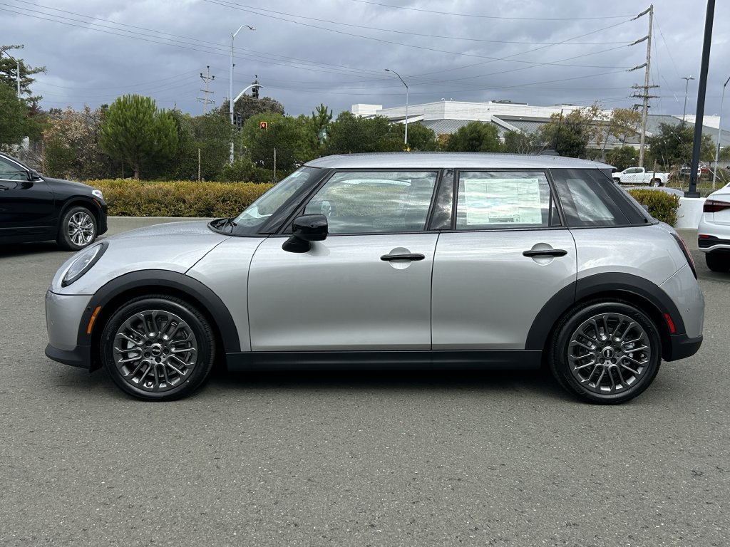 New 2027 MINI Cooper 4-Door Hardtop FWD image 2