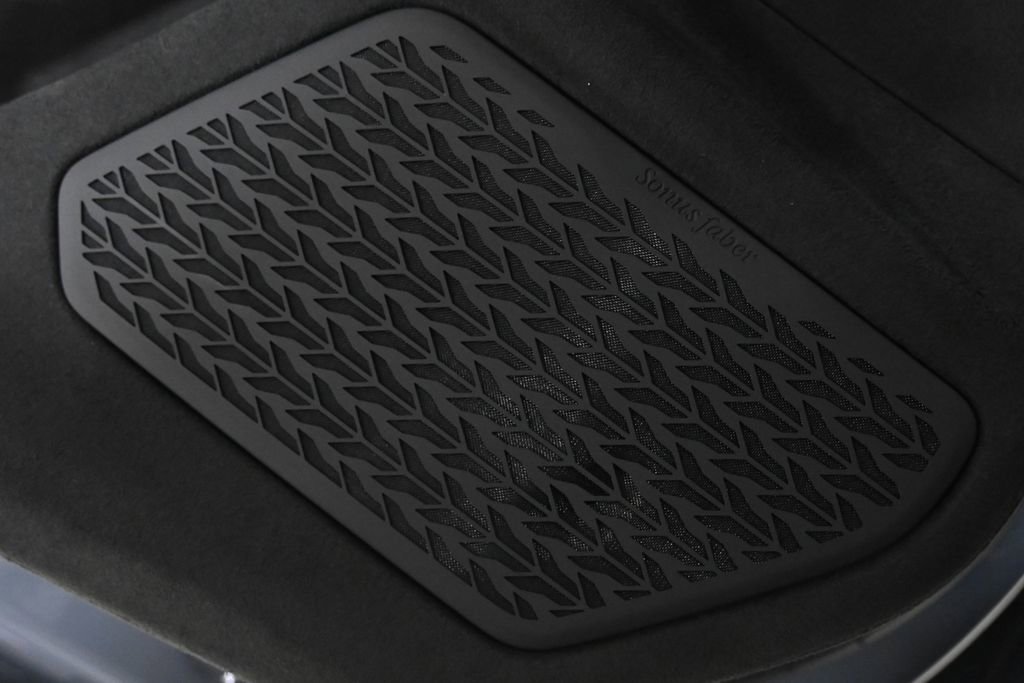 Used 2025 Lamborghini Revuelto image 18