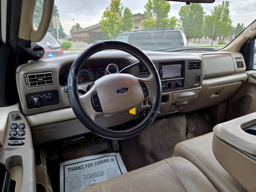 Used 2004 Ford F350 Lariat AWD/4WD image 14