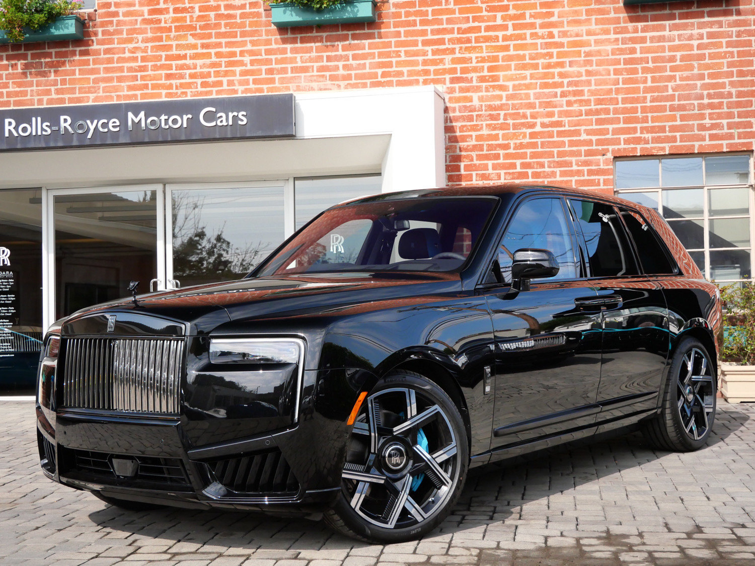 New 2027 Rolls-Royce Cullinan Black Badge
