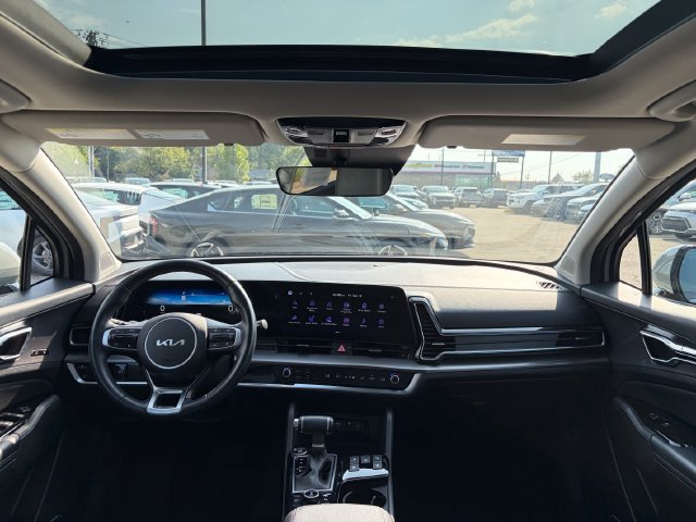 Certified 2024 Kia Sportage SX AWD/4WD image 31