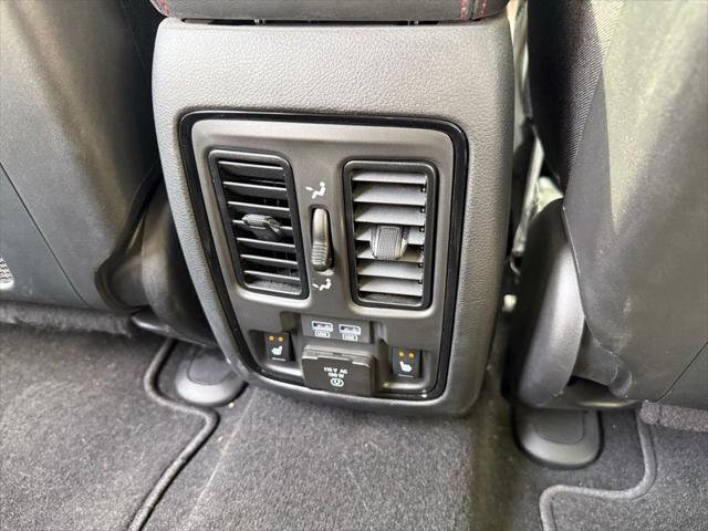 Certified 2023 Dodge Durango R/T RWD image 47