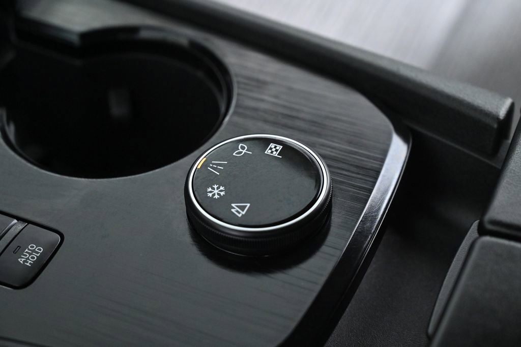 Certified 2023 Nissan Rogue SV image 19