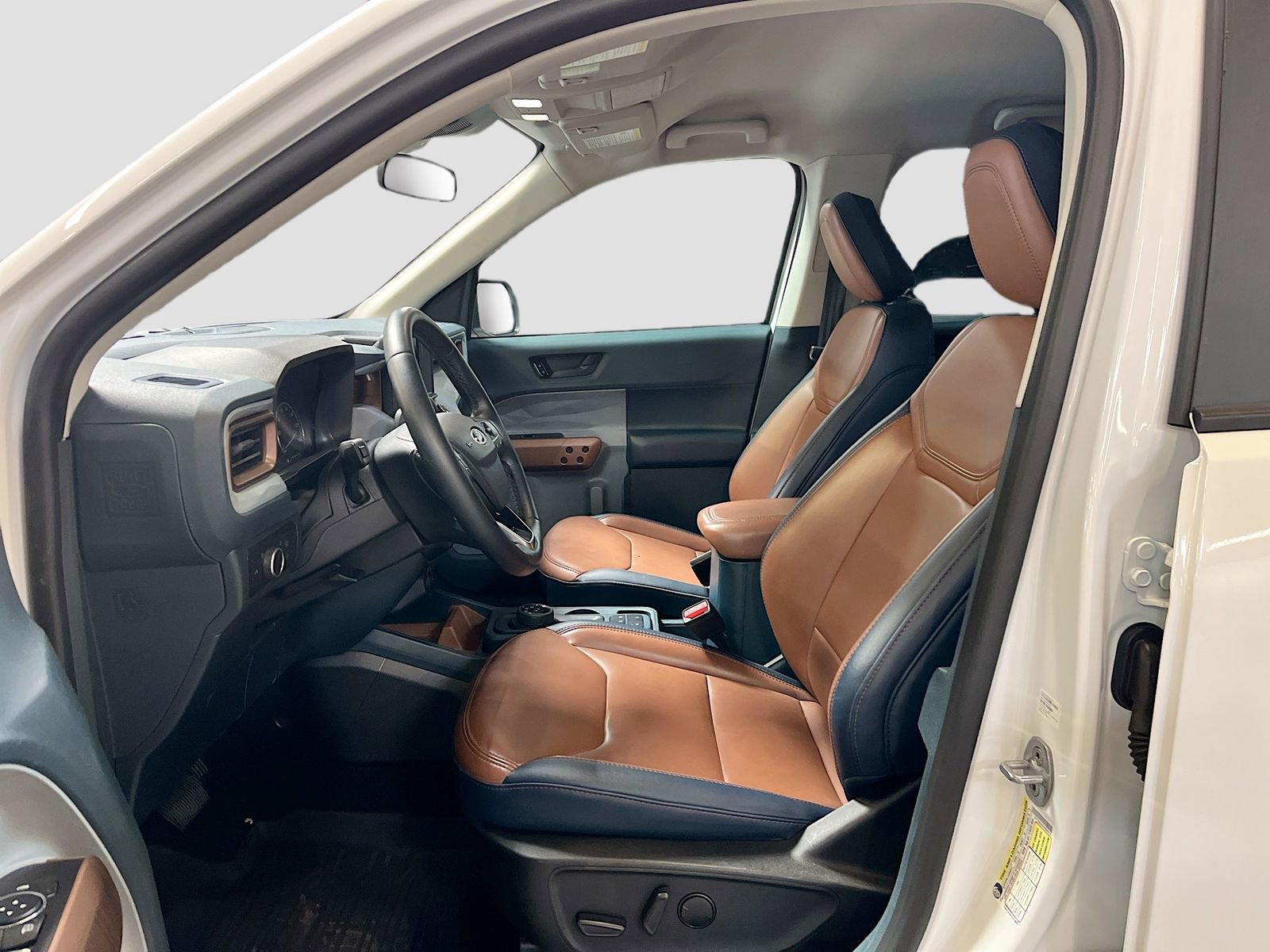 Used 2024 Ford Maverick Lariat w/ FX4 Off-Road Package AWD/4WD image 22