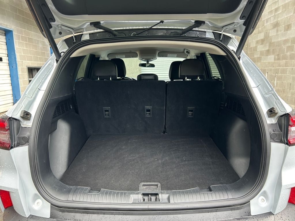 Used 2025 Ford Escape SE FWD image 22