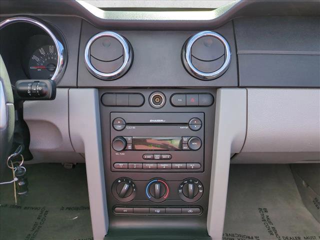 Used 2007 Ford Mustang Deluxe image 15