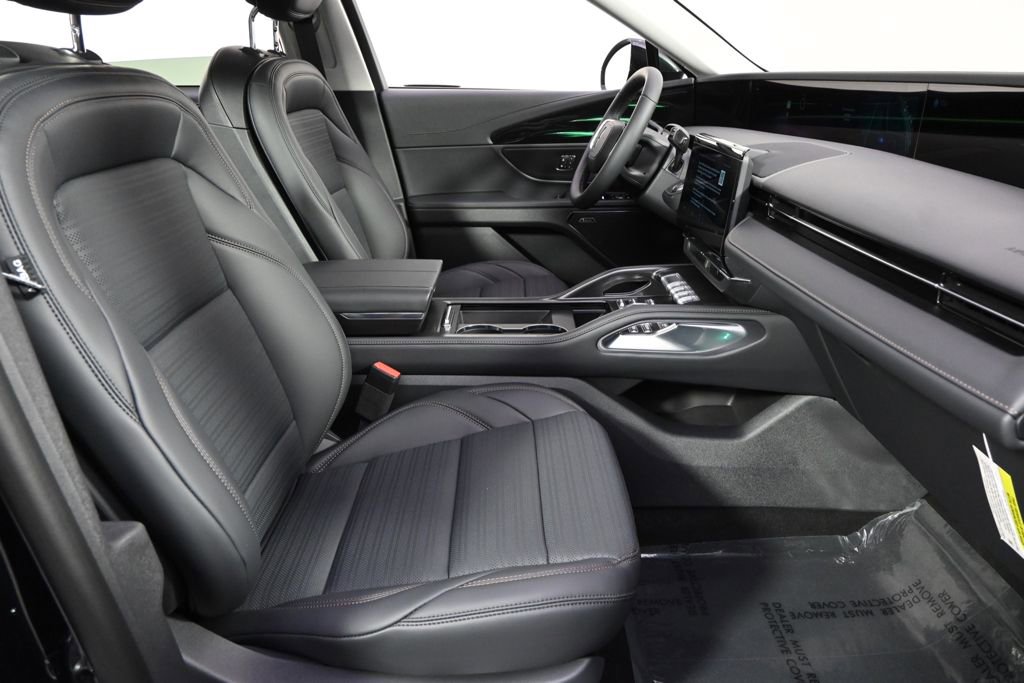 New 2026 Lincoln Nautilus Reserve w/ Jet Appearance Package image 14