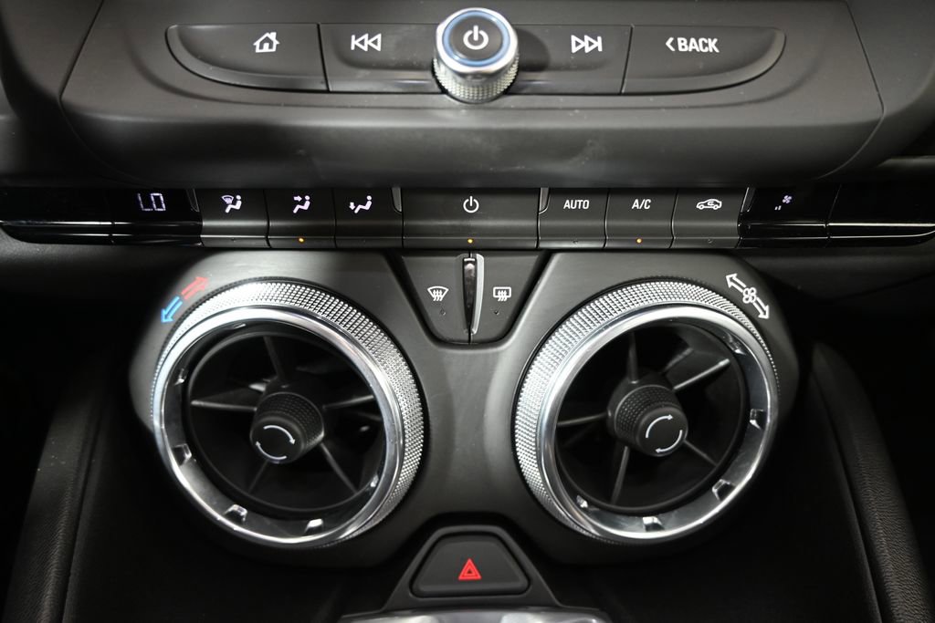 Used 2019 Chevrolet Camaro SS RWD image 28