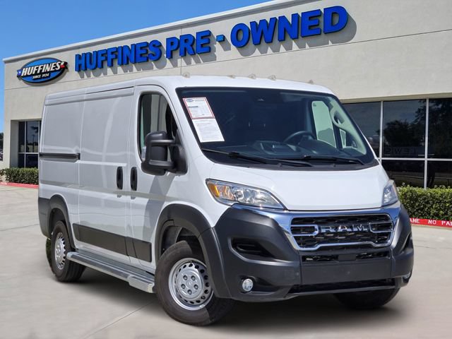 Used 2025 RAM ProMaster 2500 w/ U-Haul Equipment Group FWD image 1