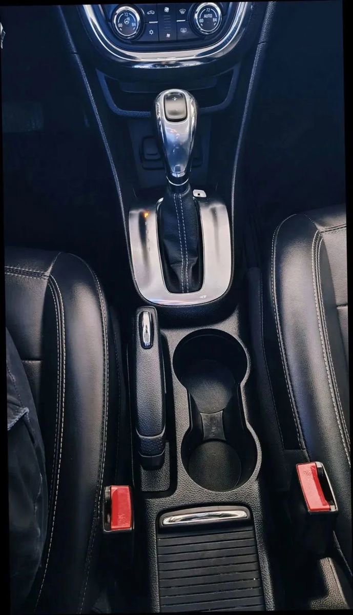 Used 2015 Buick Encore Leather FWD image 24