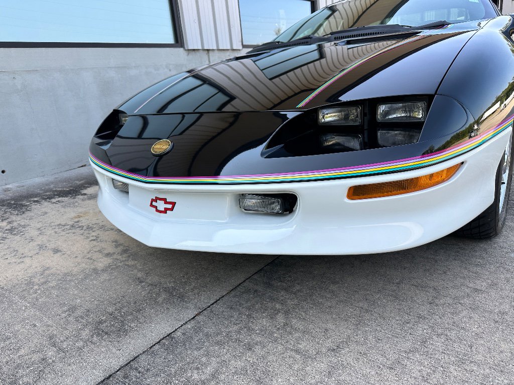 Used 1993 Chevrolet Camaro Z28 image 12