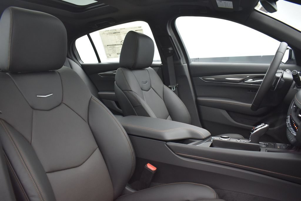 New 2026 Cadillac CT5 Sport AWD/4WD image 32