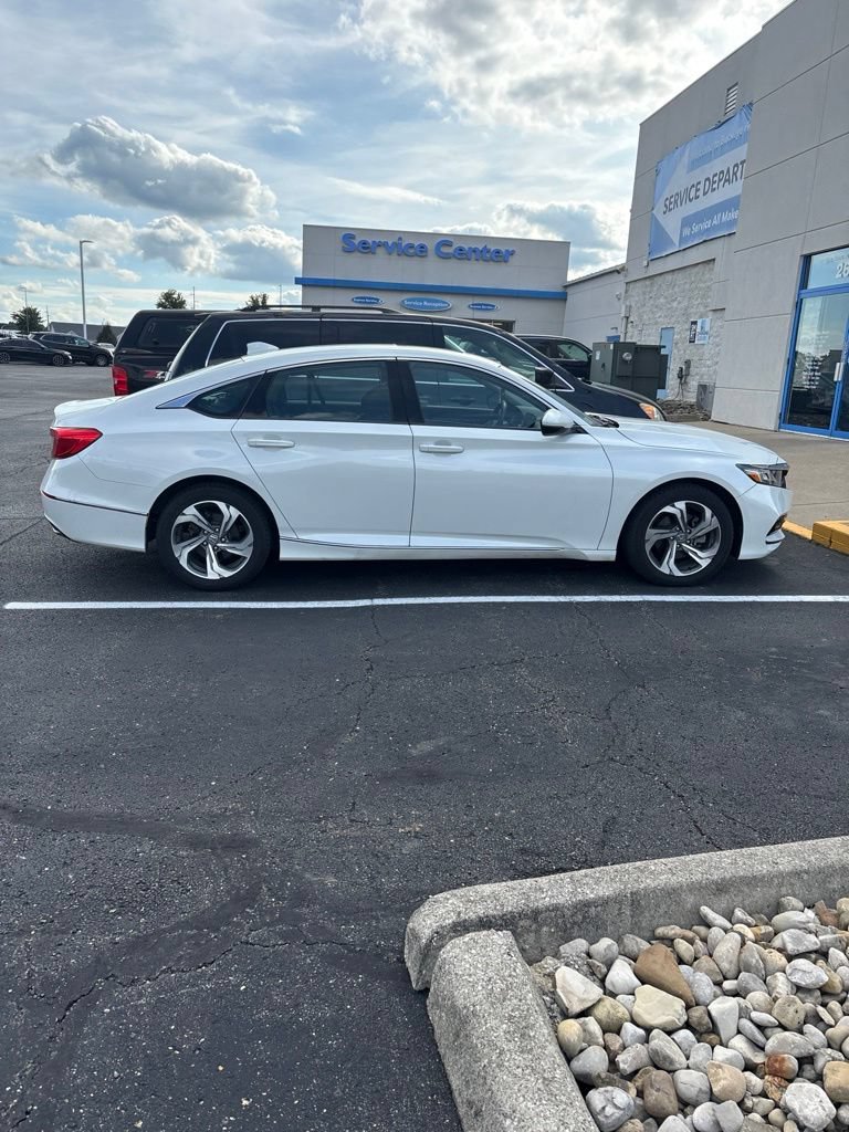 Used 2018 Honda Accord EX-L image 7