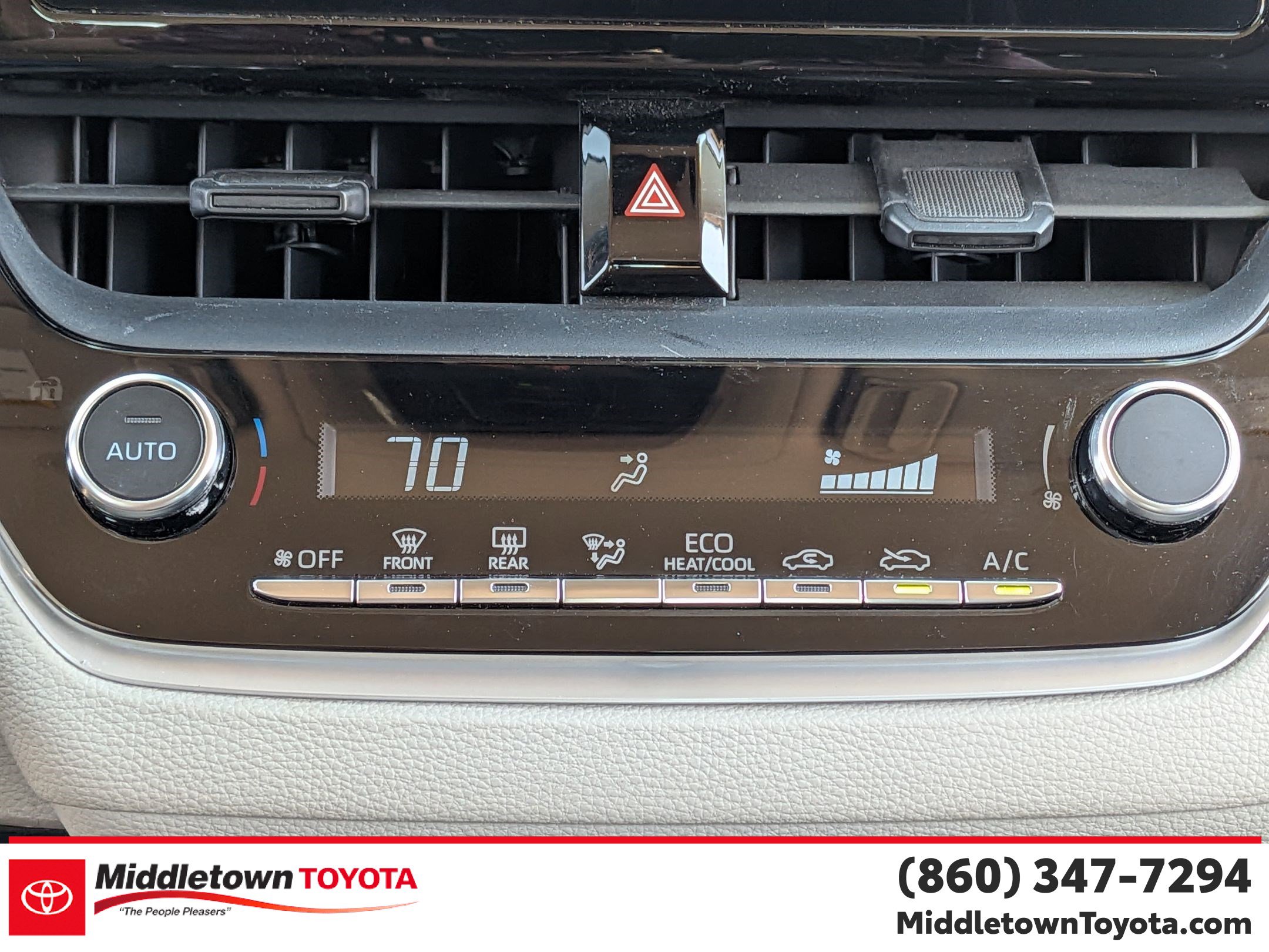 Used 2023 Toyota Corolla LE image 26