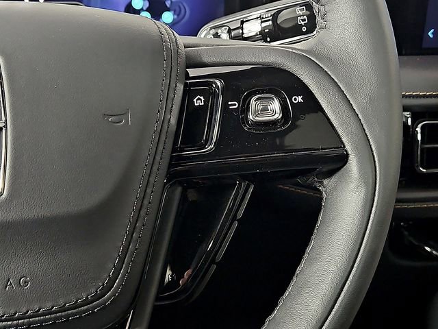 New 2026 Lincoln Aviator Black Label w/ Jet Appearance Package image 21