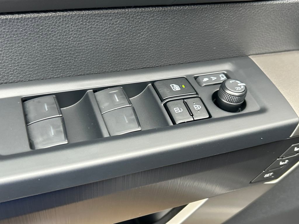 New 2026 Toyota Tundra Platinum image 7