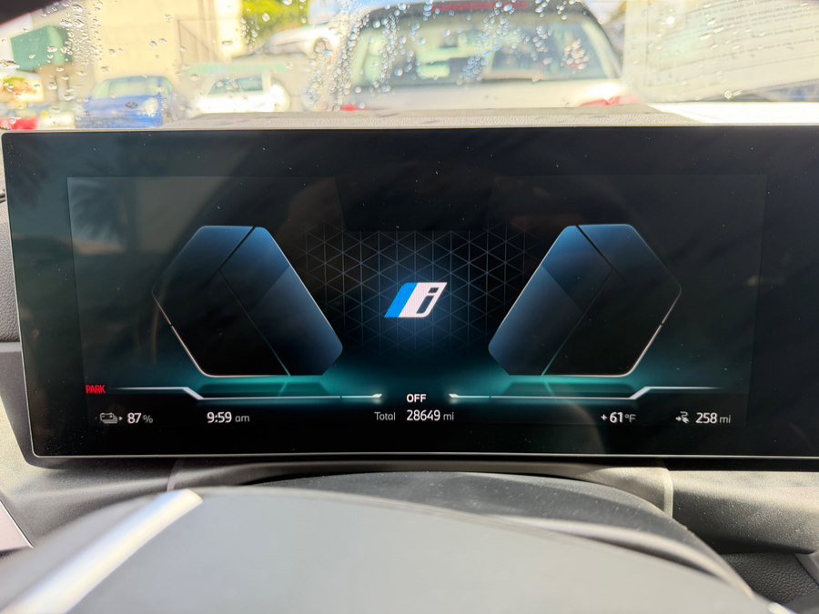 Used 2022 BMW i4 eDrive40 w/ Premium Package RWD image 17