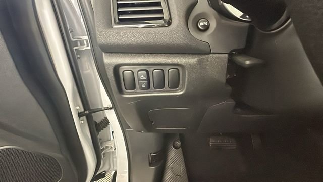 Used 2024 Mitsubishi Outlander Sport AWD image 18