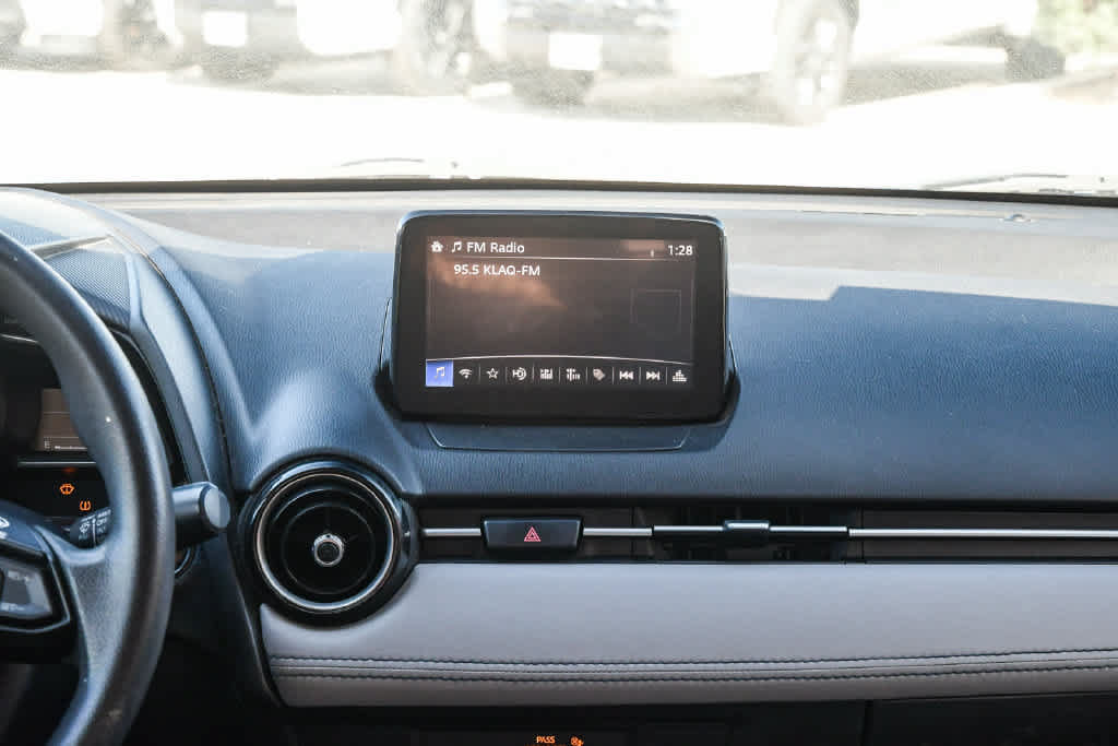 Used 2019 Toyota Yaris LE FWD image 13