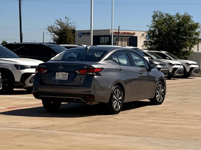 Used 2024 Nissan Versa SV FWD image 9