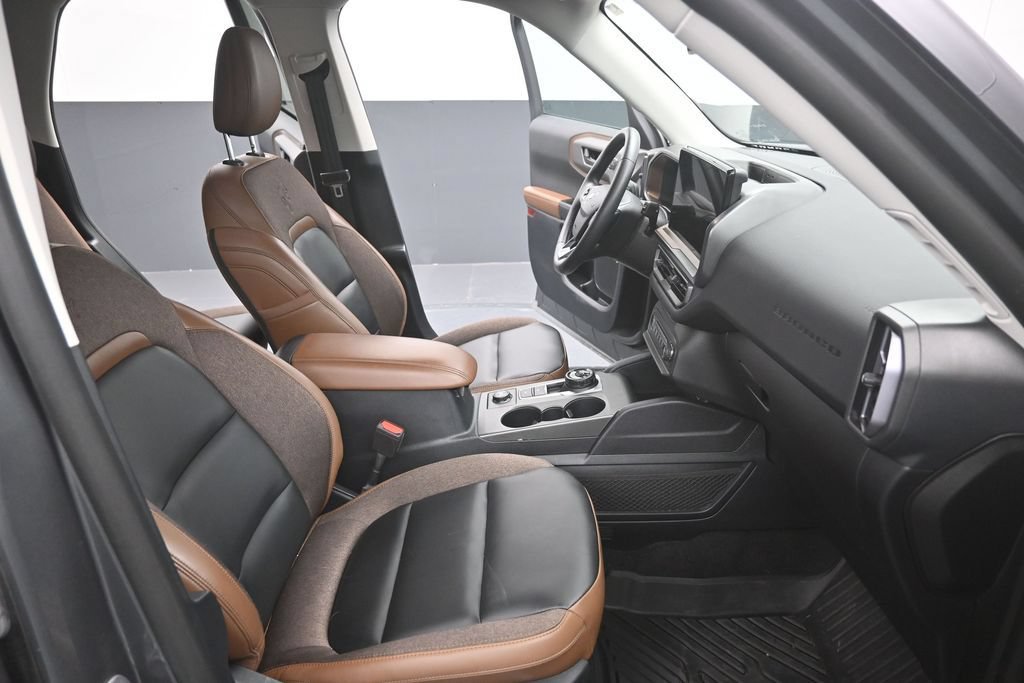 Certified 2025 Ford Bronco Sport Outer Banks w/ Outer Banks Tech Package+ AWD/4WD image 27