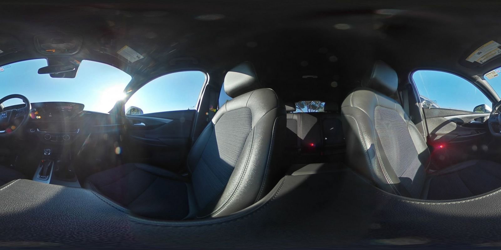 Used 2025 Buick Envista Preferred image 42