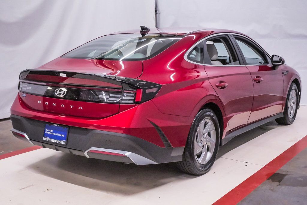 Used 2025 Hyundai Sonata SE image 6