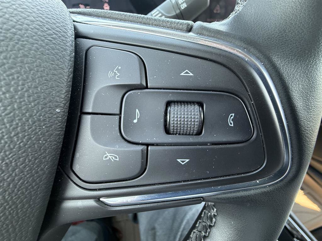 Used 2024 Buick Encore GX Sport Touring w/ Comfort Package FWD image 16