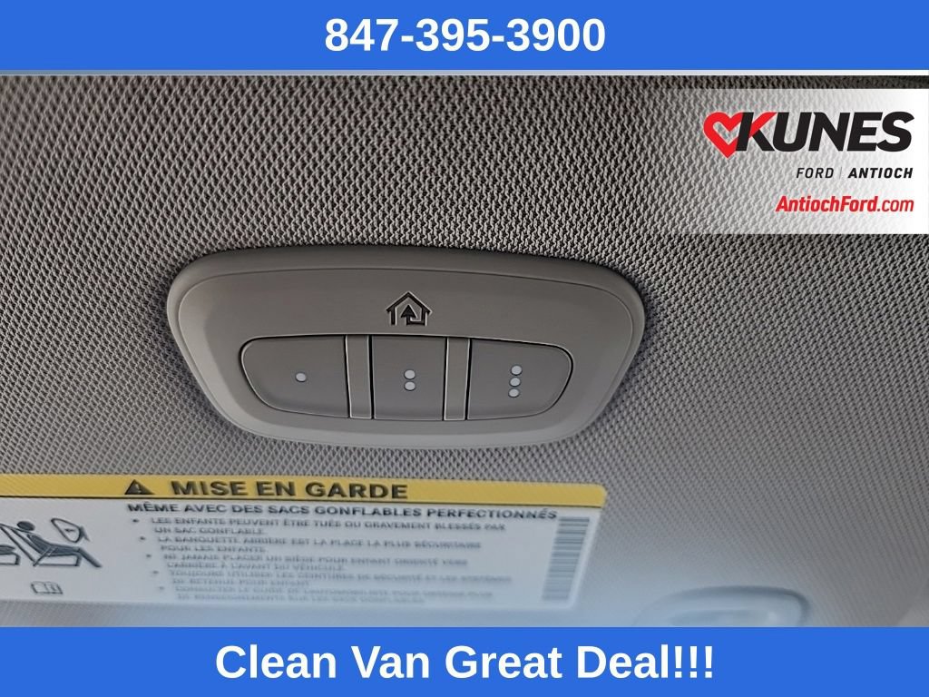 Used 2022 Chrysler Pacifica Touring-L w/ Uconnect Theater Family Group FWD image 35