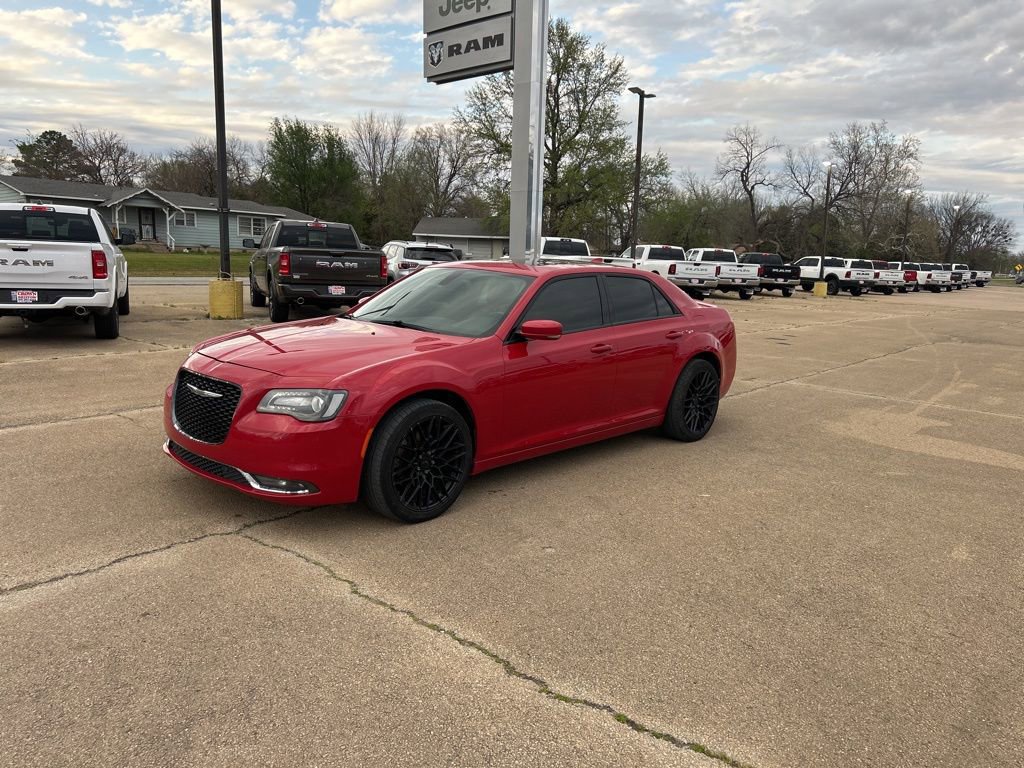 Used 2015 Chrysler 300 S w/ 300S Premium Group image 1