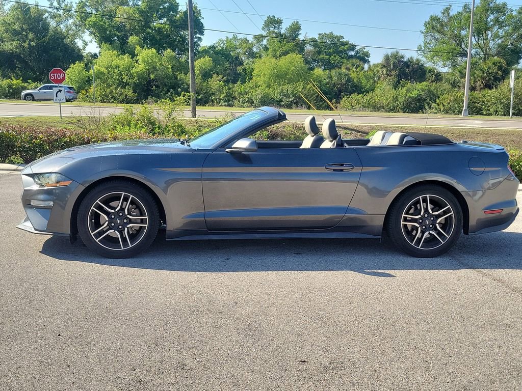 Used 2018 Ford Mustang Premium image 10