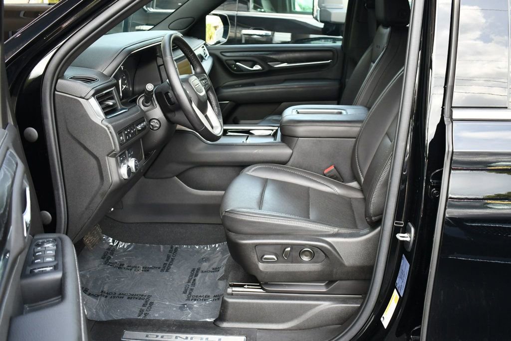 Used 2021 GMC Yukon Denali w/ Denali Premium Package image 50