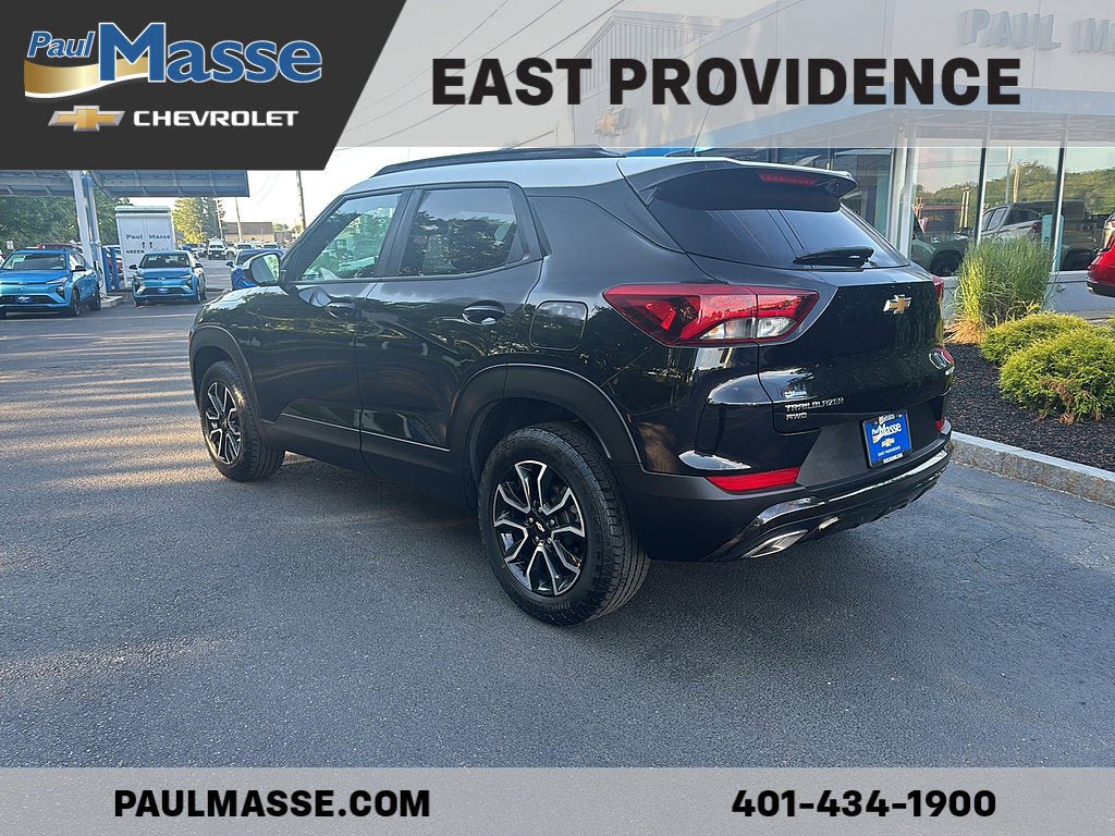 Used 2023 Chevrolet TrailBlazer ACTIV w/ Sun and Liftgate Package AWD/4WD image 5