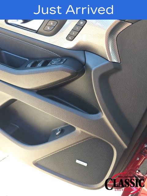 Used 2023 Chevrolet Traverse Premier image 20