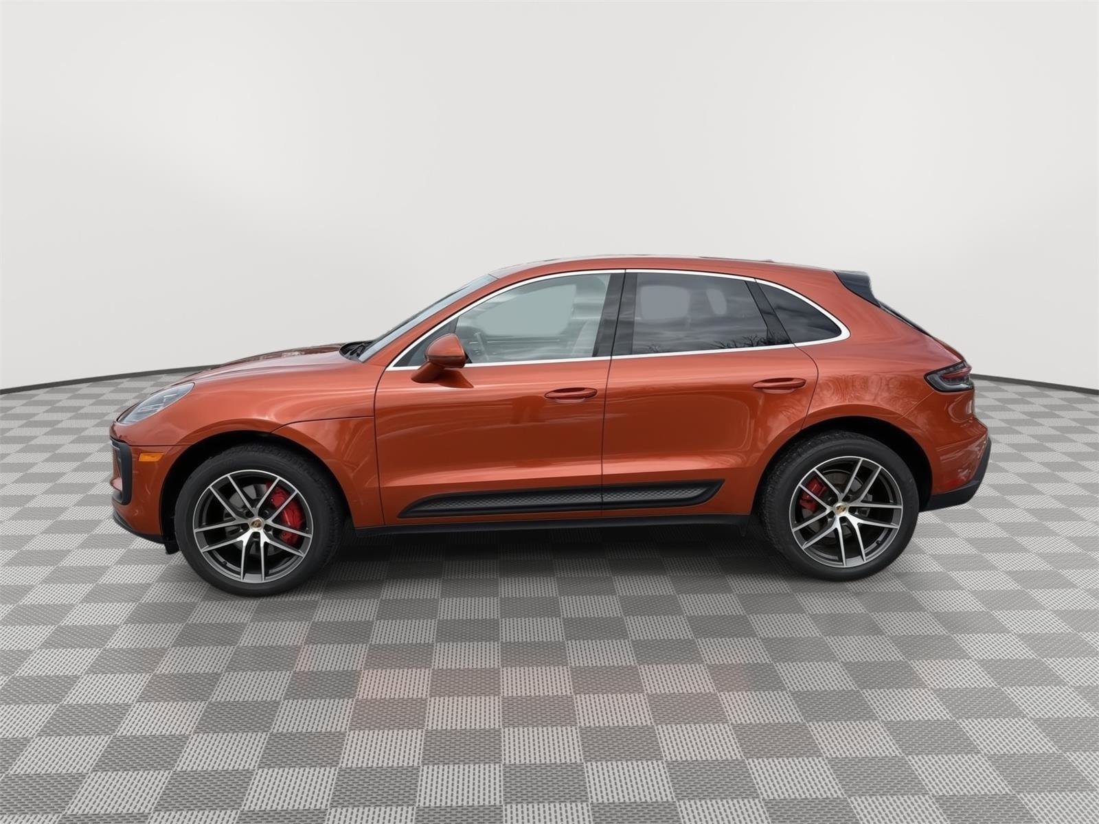 Used 2022 Porsche Macan S AWD/4WD image 4