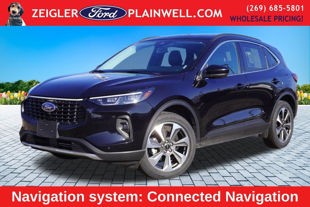 Used 2024 Ford Escape Platinum image 1