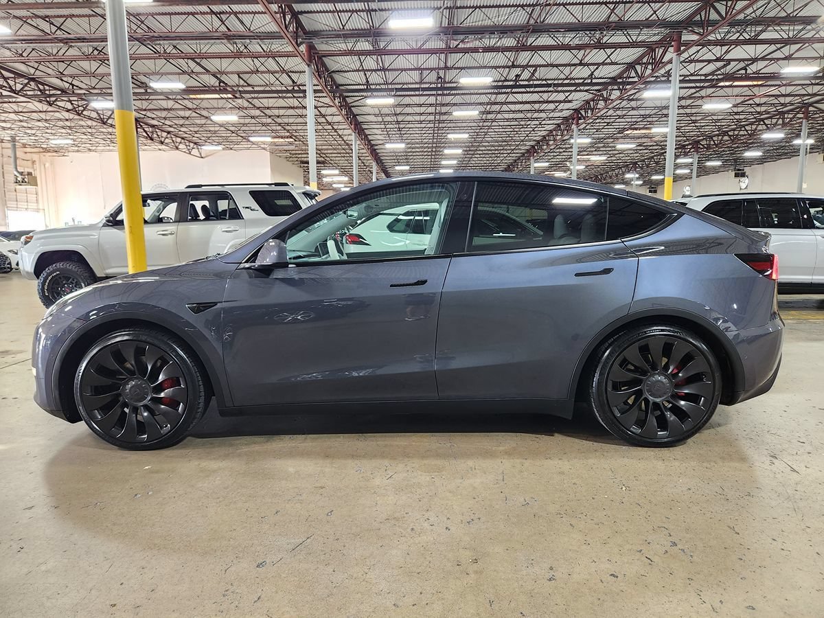 Used 2022 Tesla Model Y Performance AWD/4WD image 7
