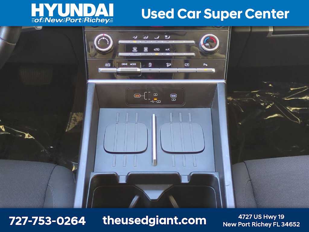 Used 2026 Hyundai Santa Fe SE FWD image 22