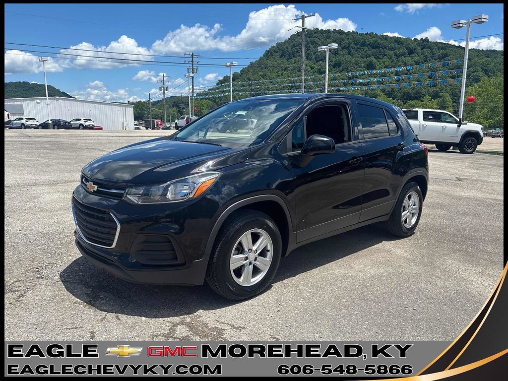 Used 2019 Chevrolet Trax LS w/ Tint and Cruise Package AWD/4WD image 1