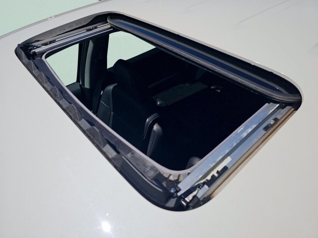 Used 2017 Honda Pilot EX-L image 8