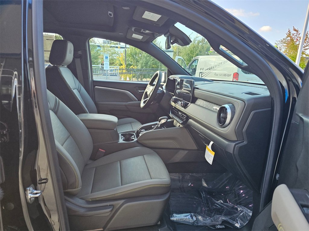 New 2026 Chevrolet Colorado ZR2 w/ ZR2 Bison Edition image 11
