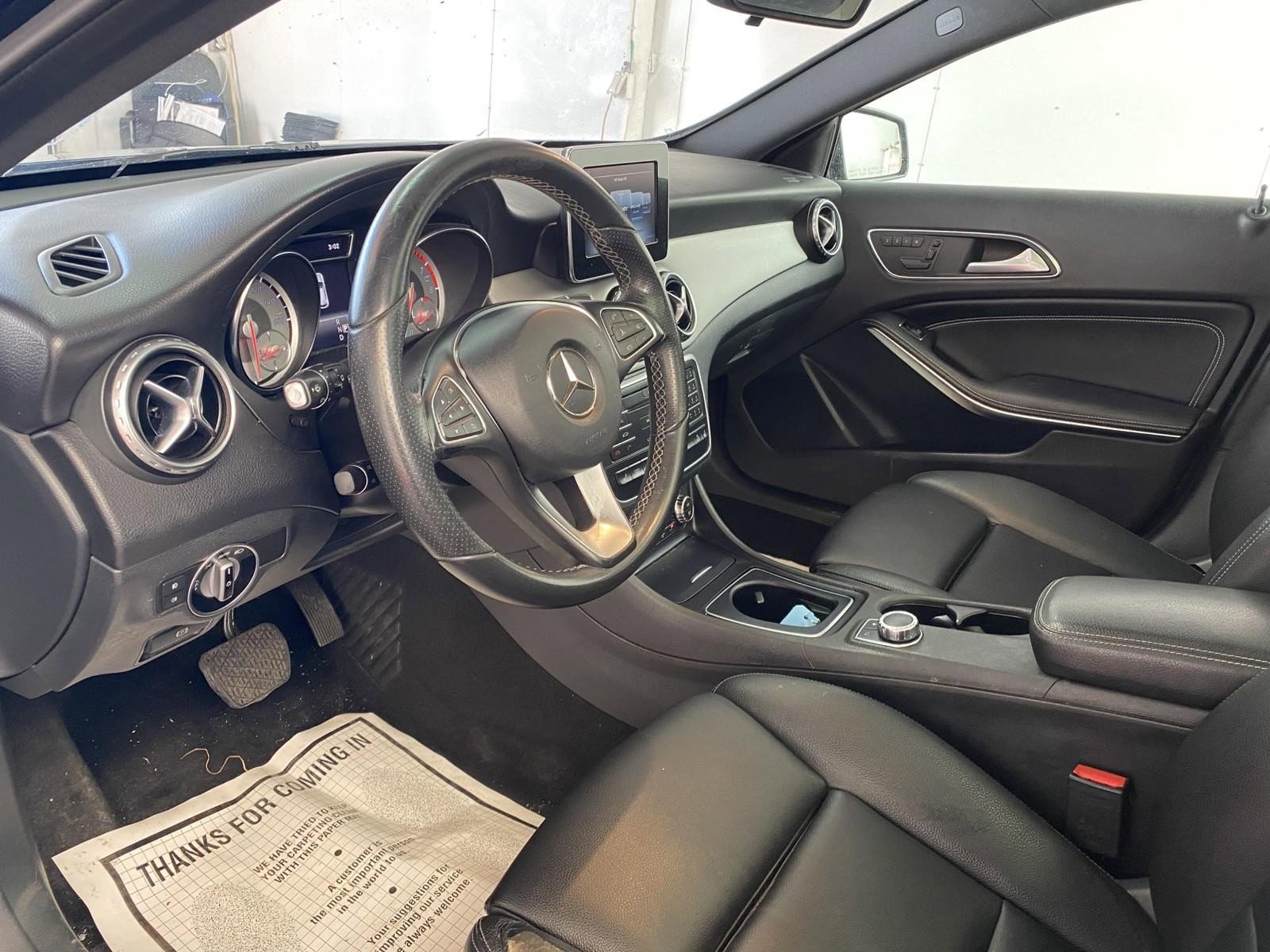 Used 2017 Mercedes-Benz GLA 250 4MATIC image 21