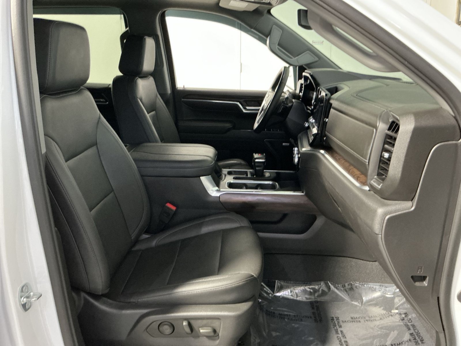 Used 2023 GMC Sierra 1500 SLT w/ SLT Premium Package AWD/4WD image 27