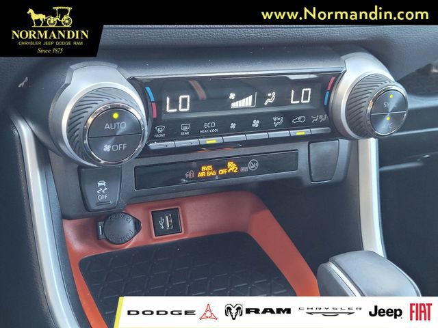 Used 2024 Toyota RAV4 Adventure AWD/4WD image 11