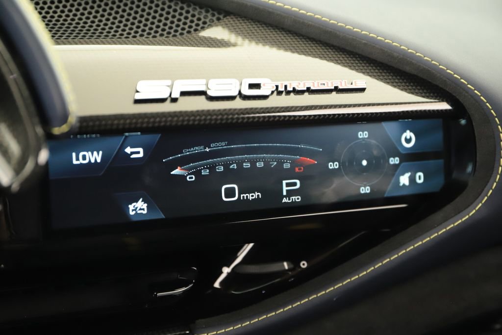 Used 2021 Ferrari SF90 Stradale image 23