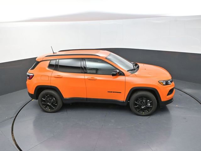 New 2026 Jeep Compass Latitude image 19