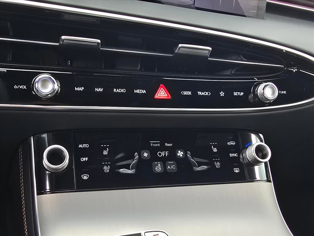 New 2026 Genesis GV70 3.5T Sport Advanced image 17